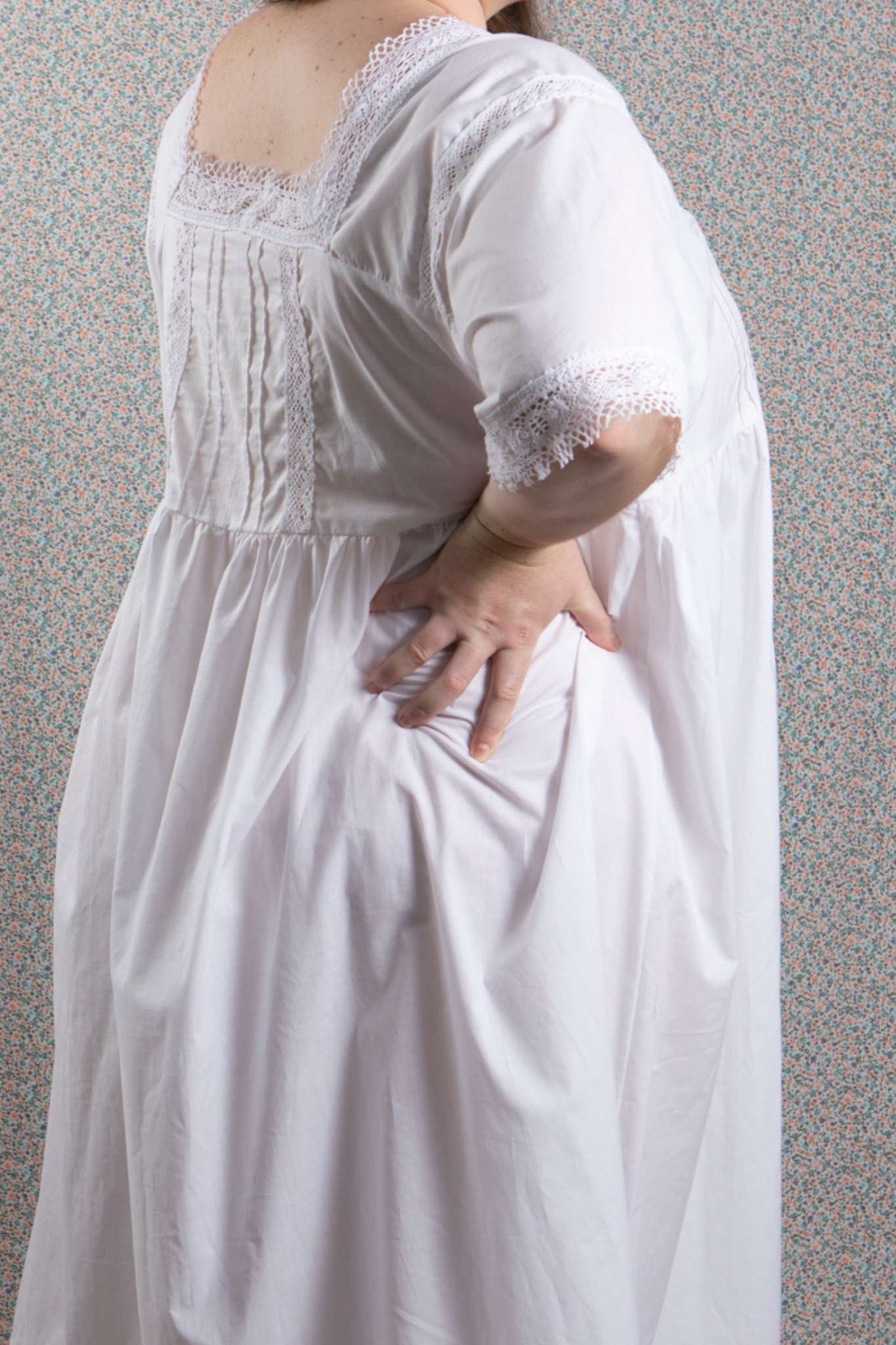 SUZANNAH nightgown