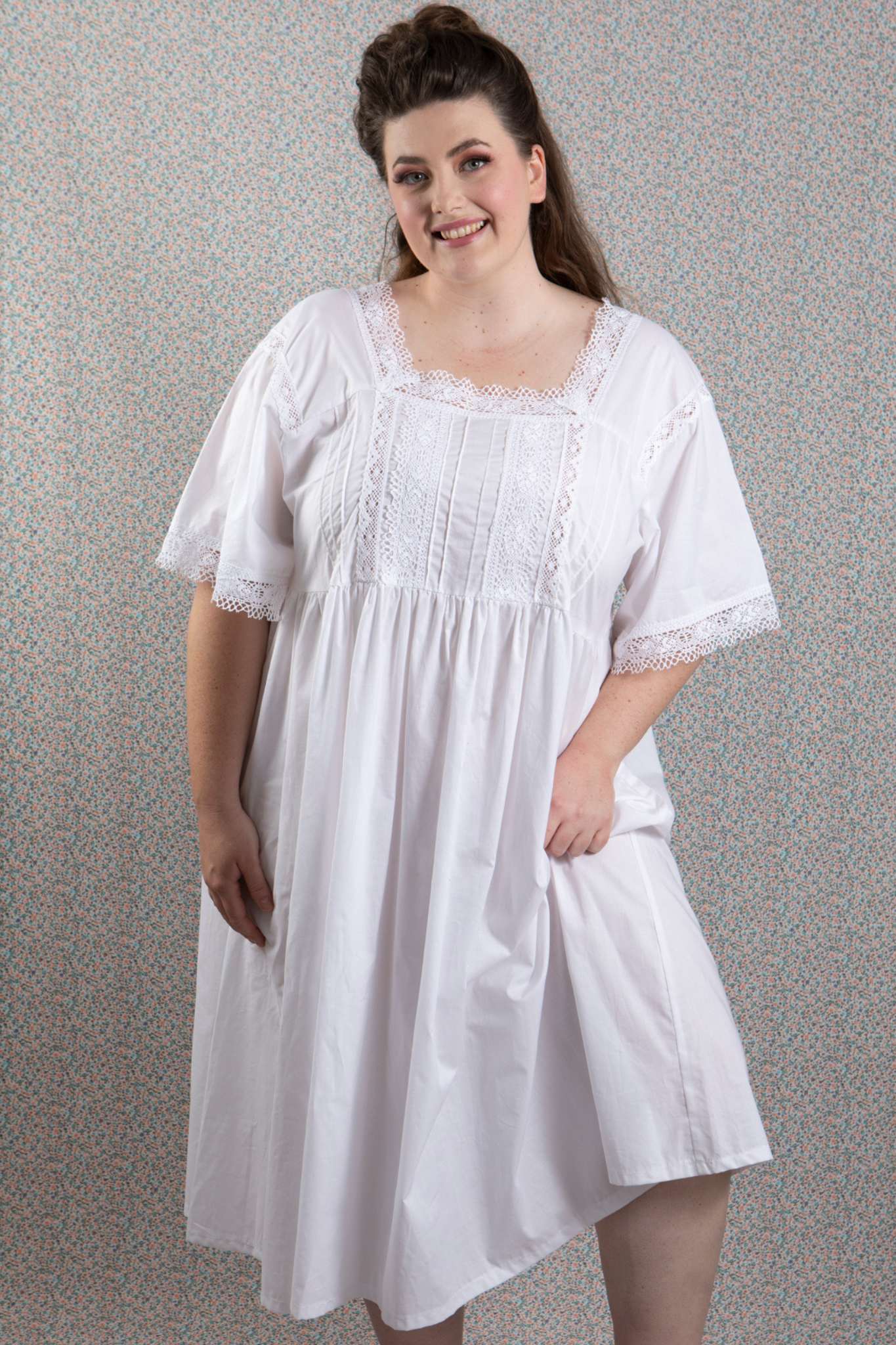 SUZANNAH nightgown